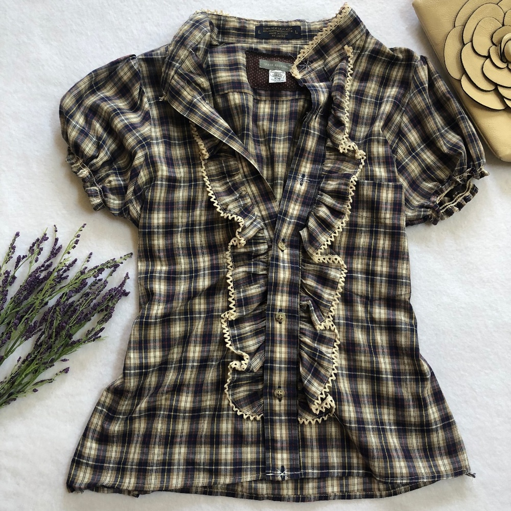 ✨Urban Outfitters Vintage Style Button Down✨